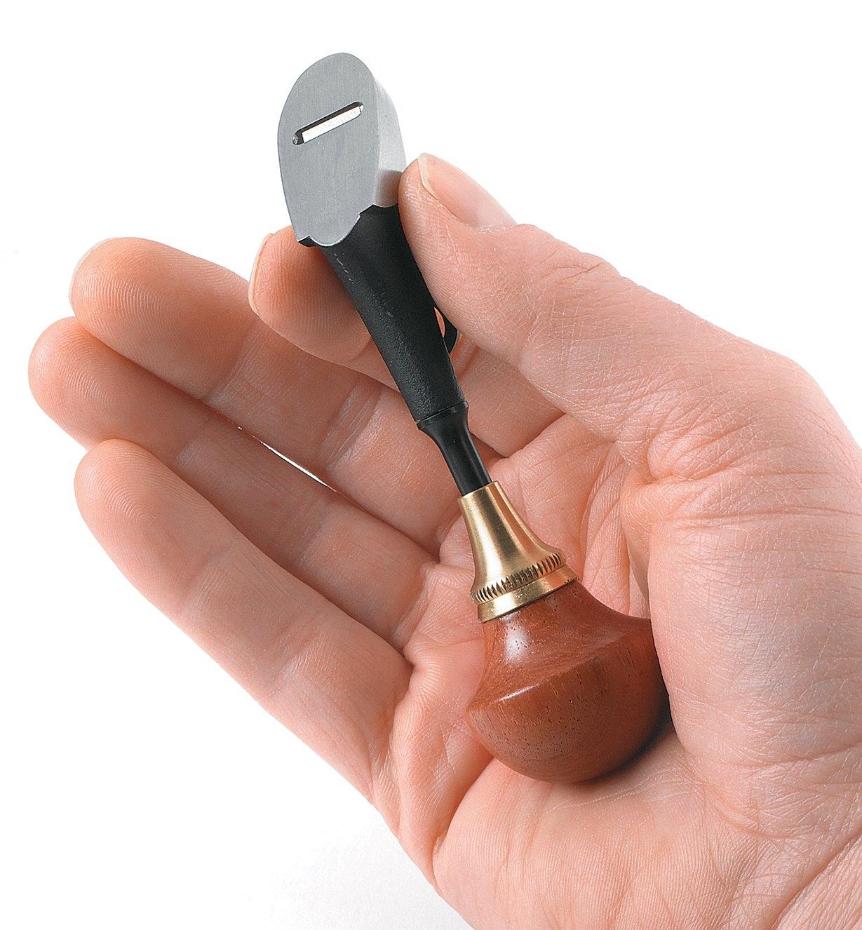 Veritas® Detail Palm Plane - Flat