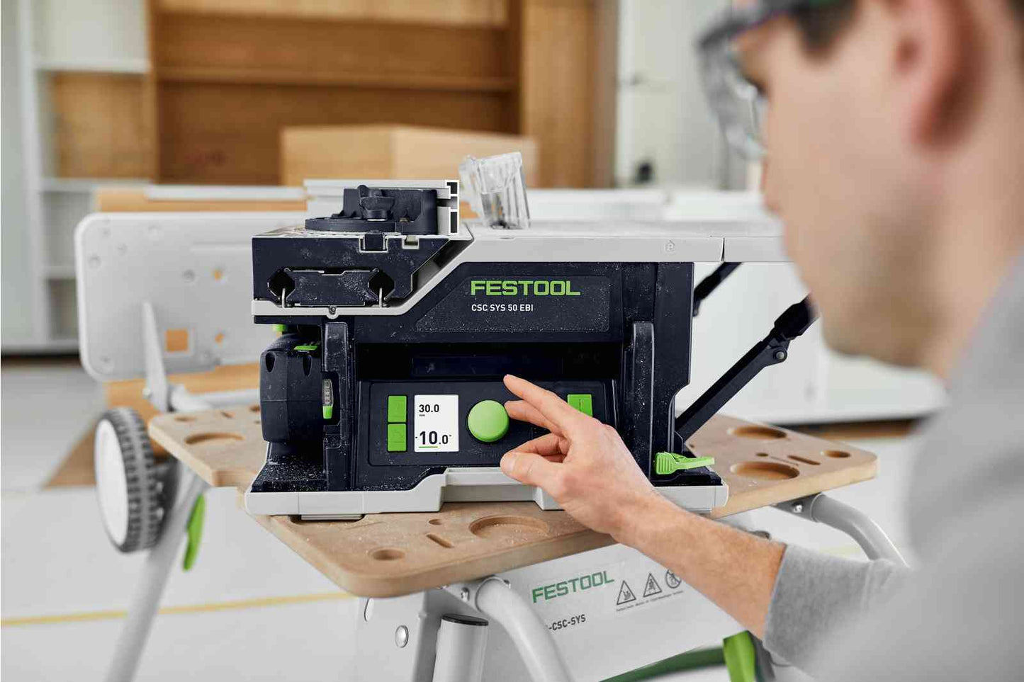 Festool 18V Cordless Table Saw in Systainer 5.2Ah Bluetooth Set & Underframe