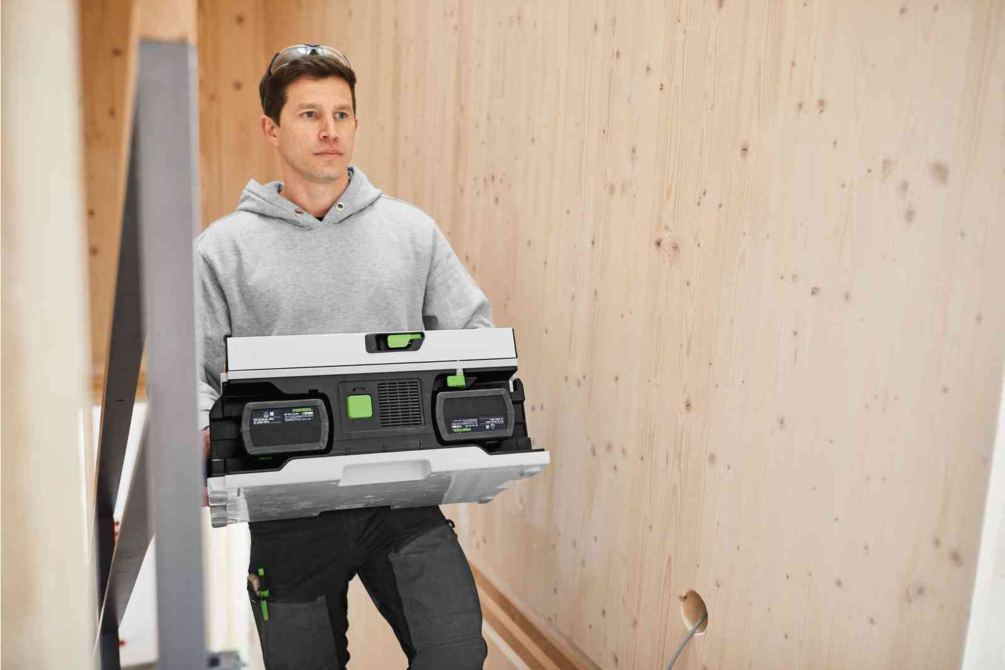 Festool 18V Cordless Table Saw in Systainer 5.2Ah Bluetooth Set & Underframe