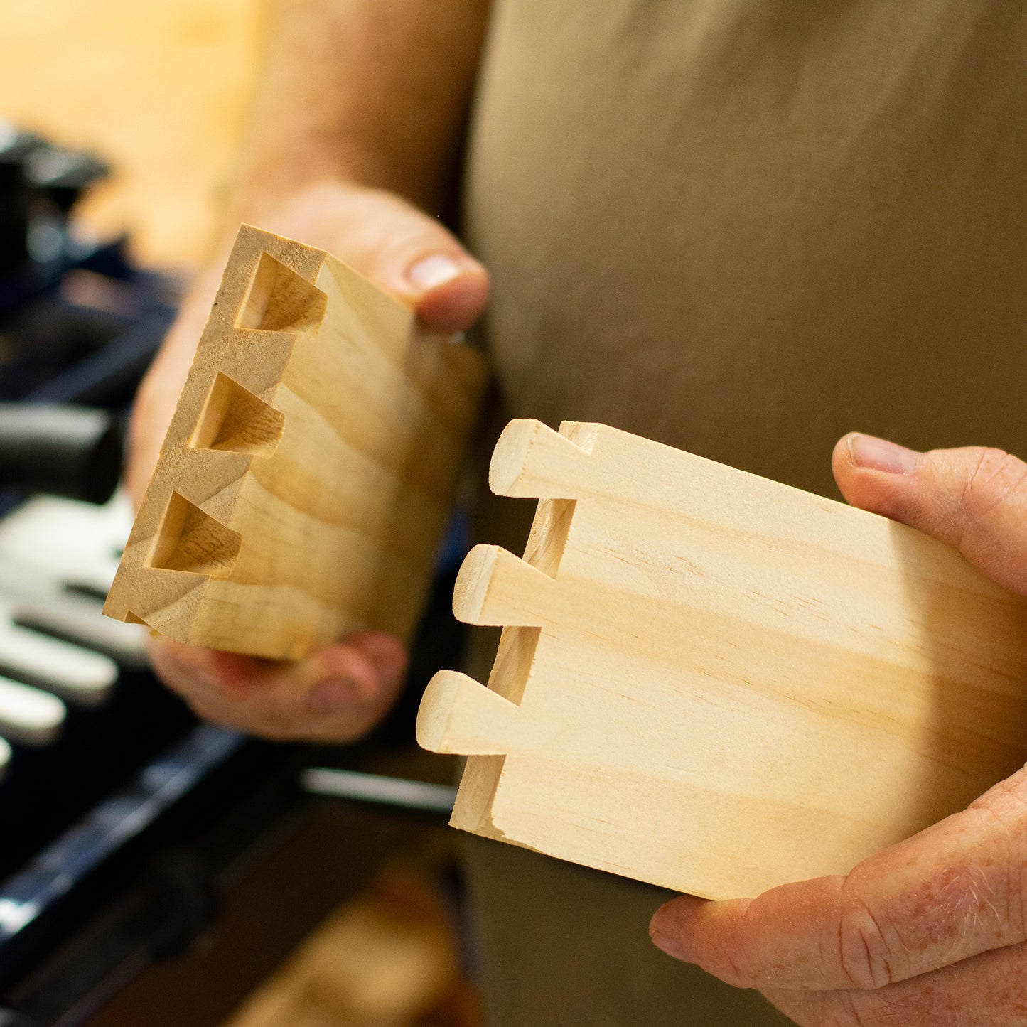 Carbatec Half Blind Dovetail Jig 300mm - with Router Bit
