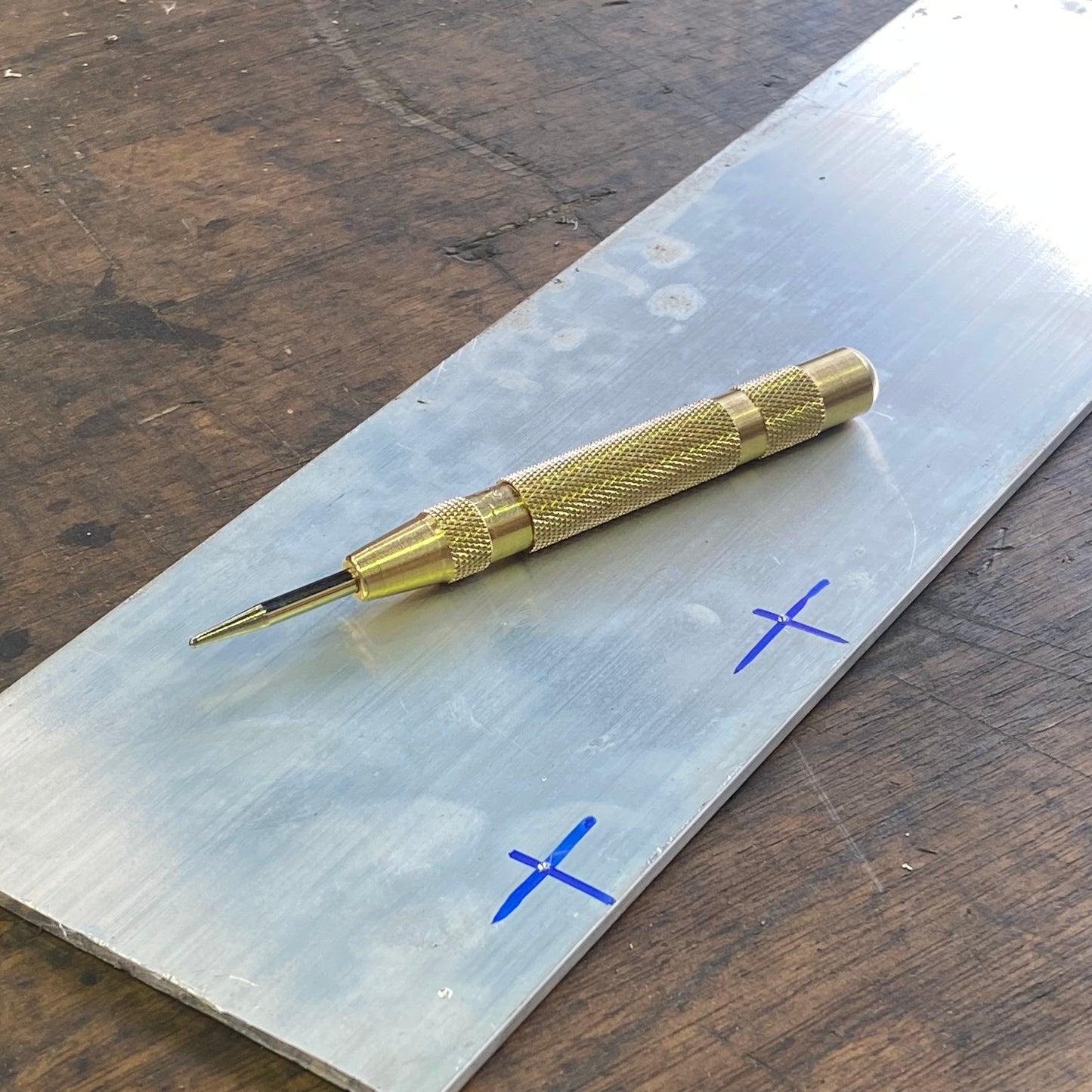 Carbatec Automatic Centre Punch Tool