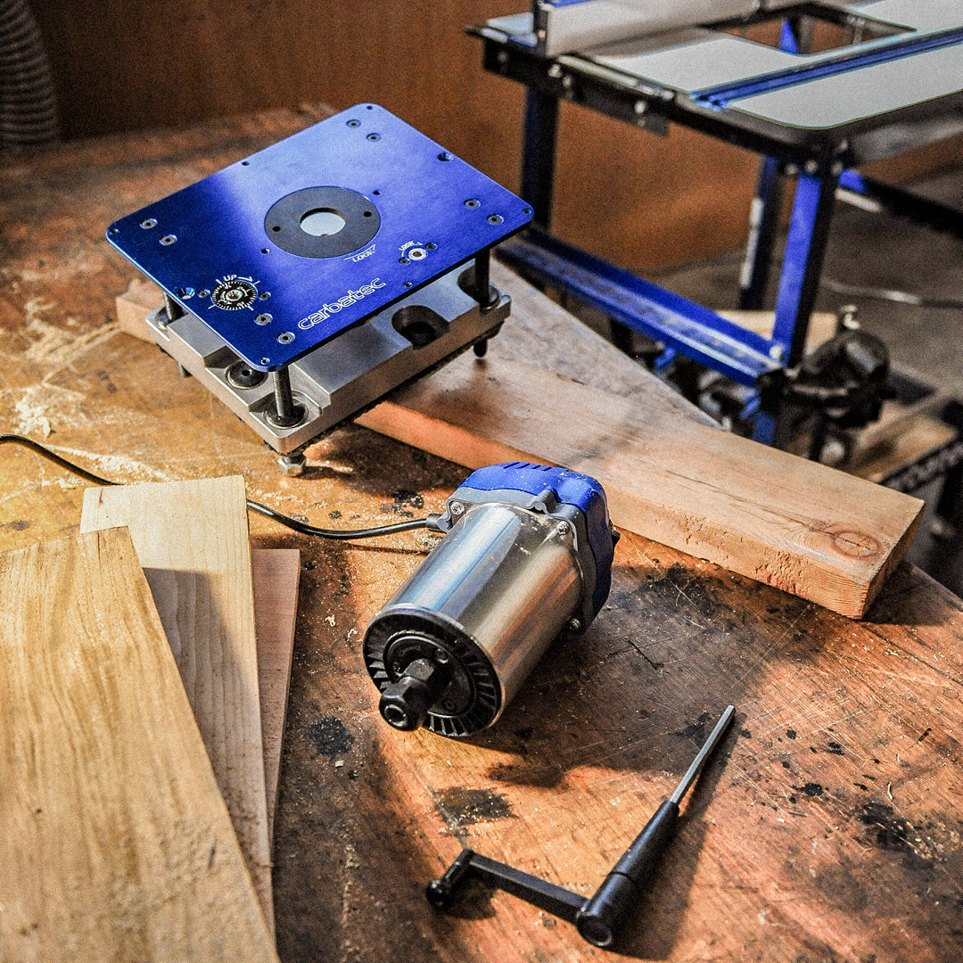 Carbatec Powered Deluxe Compact Router Table Kit with Cast Iron Top