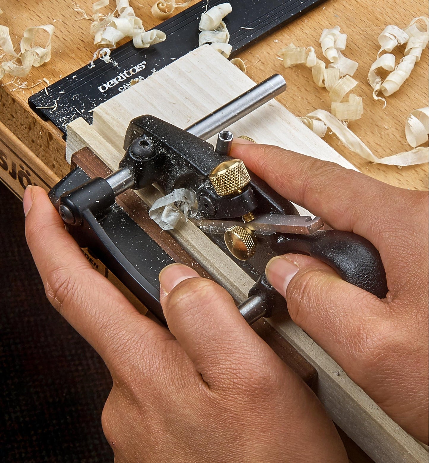 Veritas Box-Maker's Plow Plane - Right Hand