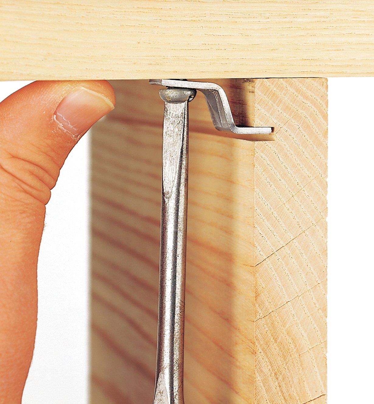 Lee Valley Tabletop Mounting Clamps