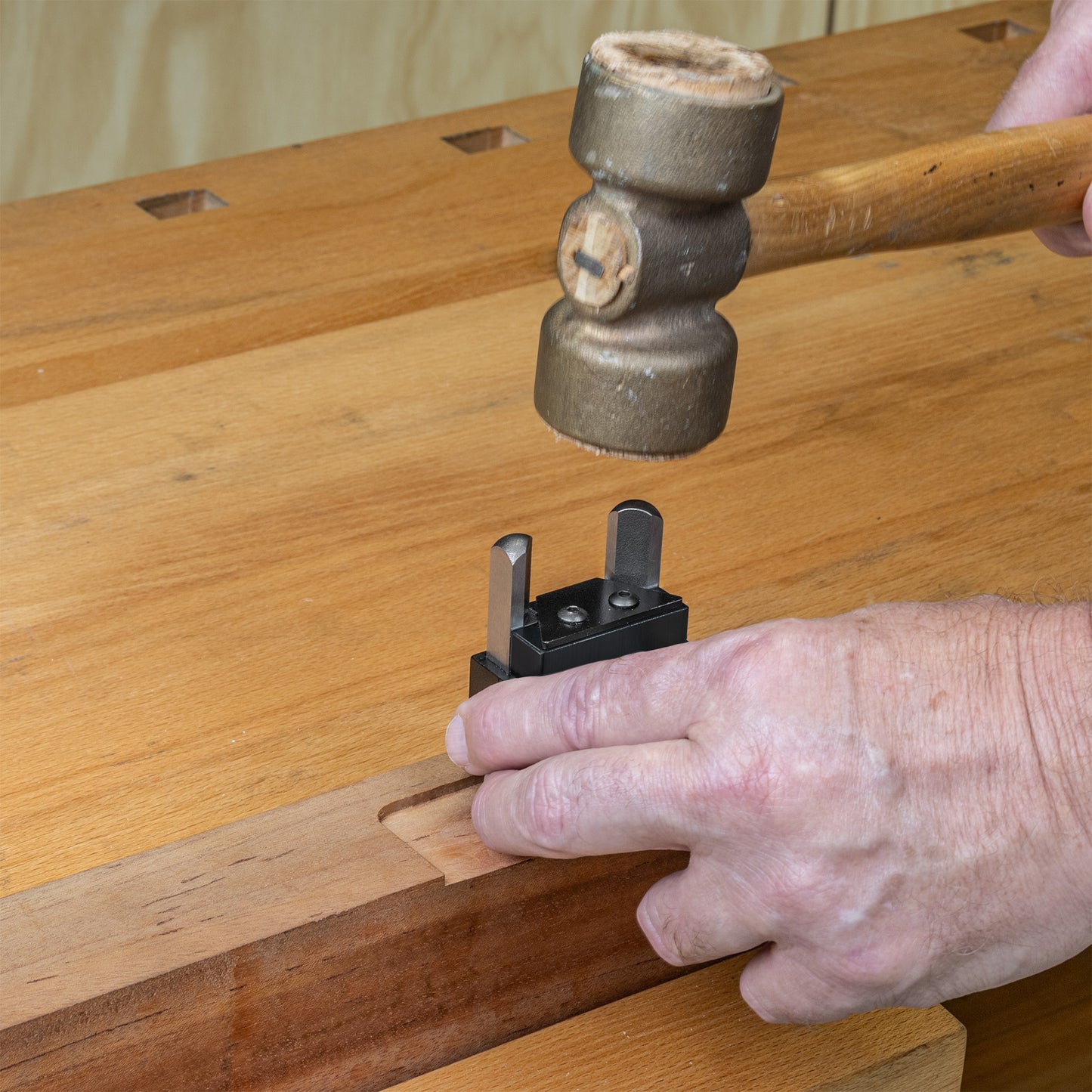 Carbatec Double Spring Corner Chisel