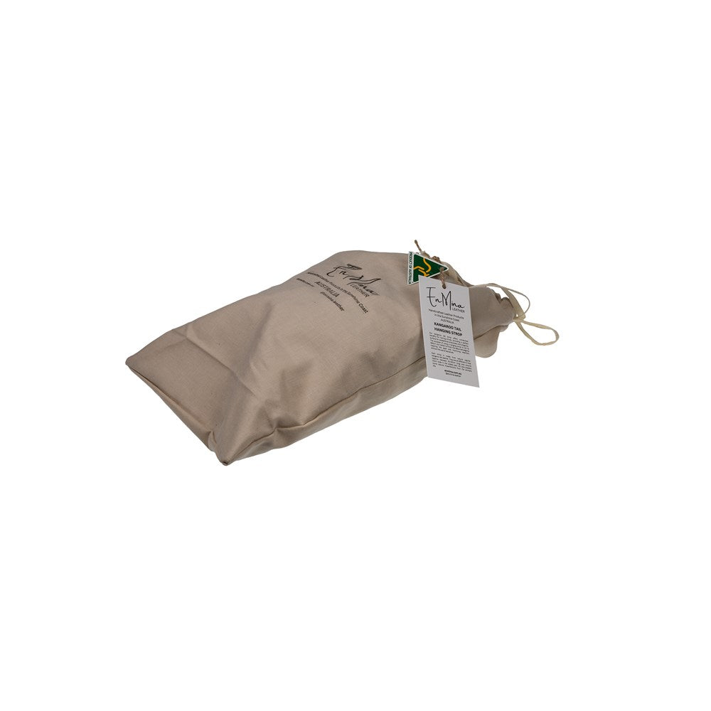 En Mina Kangaroo Tail Leather Hanging Strop